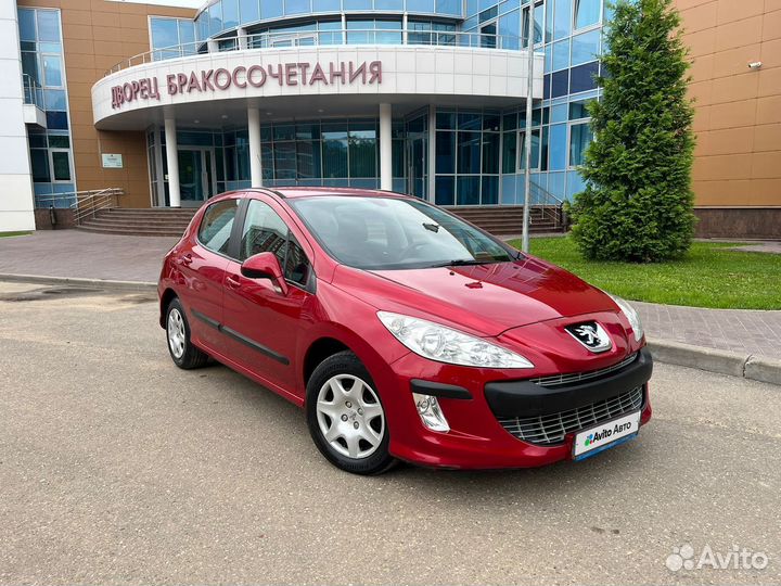 Peugeot 308 1.6 AT, 2010, 104 500 км