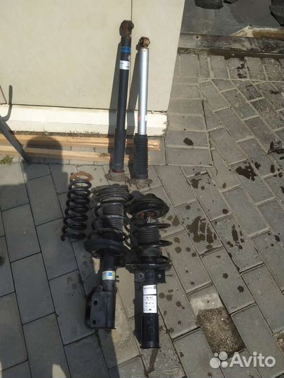 Стойки на mercedes 204