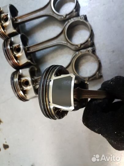 Поршень, шатун VW Seat Skoda 1,6MPI CWV 2013 -н.в