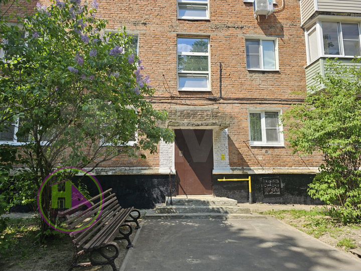 2-к. квартира, 40,5 м², 1/4 эт.
