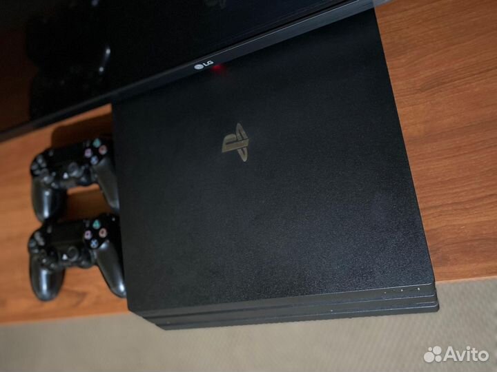 Sony PS4 PRO 1tb