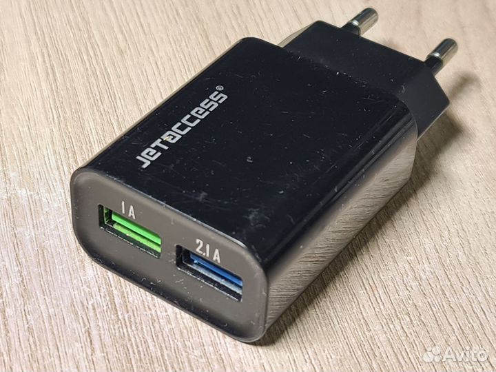 Зарядные устройства 9 шт