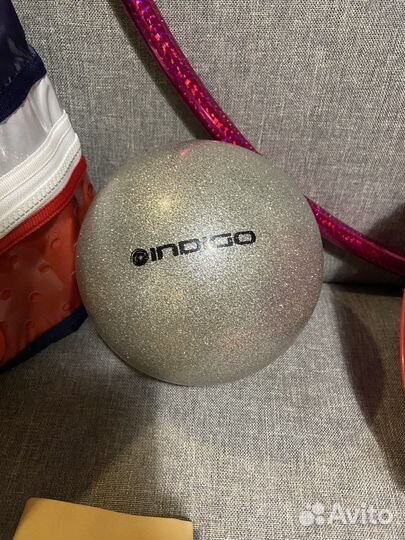 Для художественной гимнастики: обруч,мяч,получешки