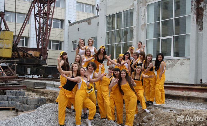 Бригада строителей