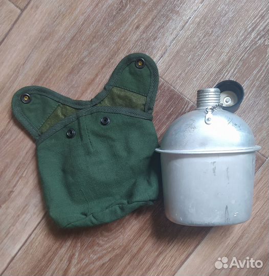 Фляга армейская с чехлом