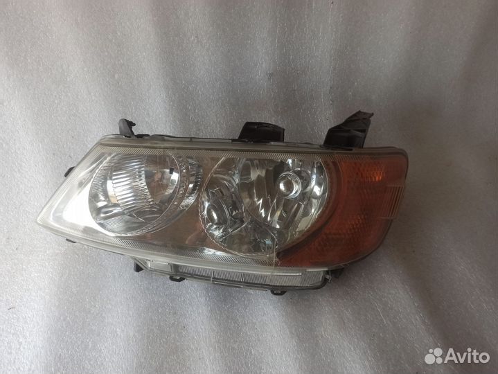 Фары Honda Life Dunk