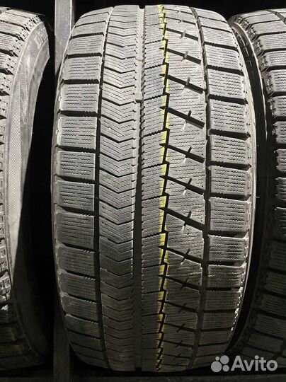 Bridgestone Blizzak VRX 225/40 R18 88S