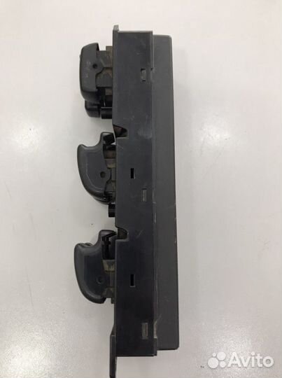 Блок управления стеклоподъемников Mitsubishi Galan