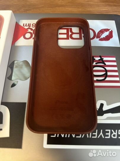 Кожаный чехол iPhone 14 pro