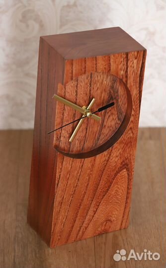 Часы в стиле лофт