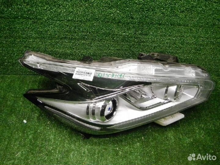 Фара правая Nissan Murano