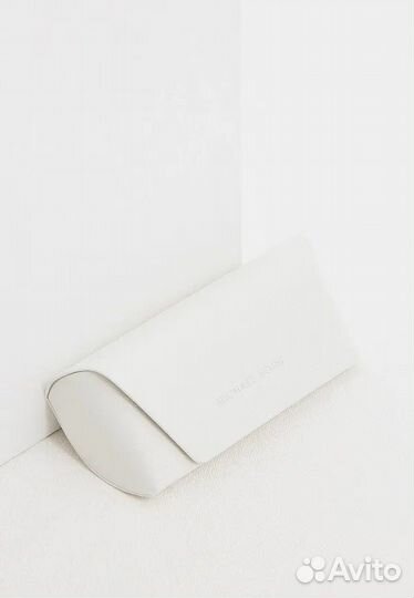 Солнцезащитные очки новые Michael Kors