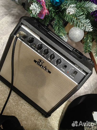 Гитара с комбоусилителем