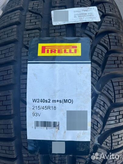 Pirelli Winter Sottozero 240 Serie II 215/45 R18 93V