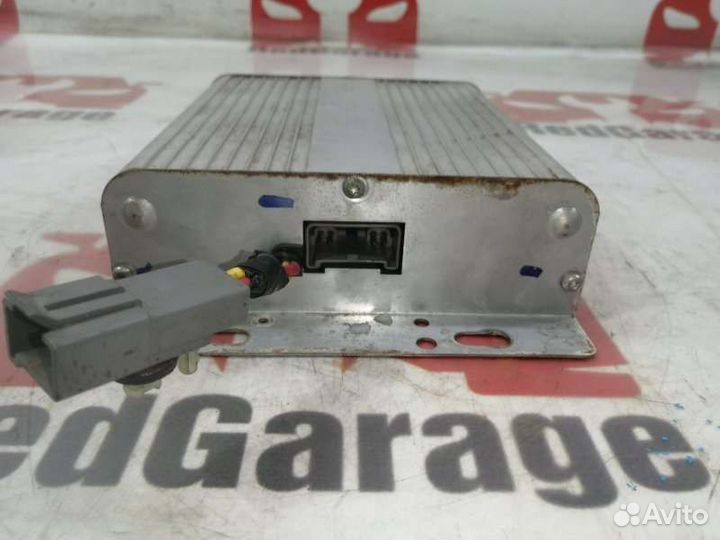 Усилитель звука Ford Explorer UN150 windsor V8