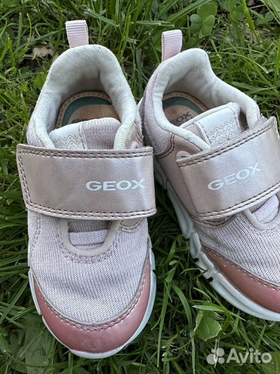 Кроссовки для девочки geox 22