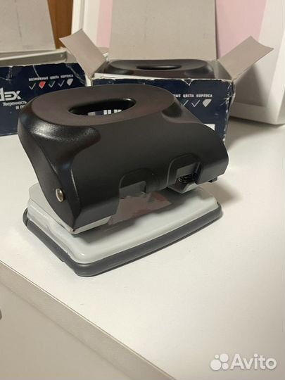 Дырокол index