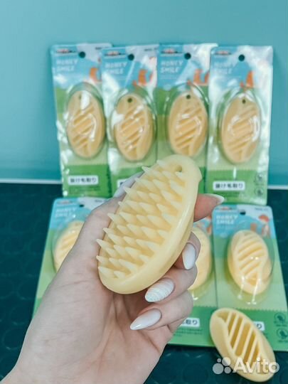 Силиконовая щетка для собак и кошек DoggyMan