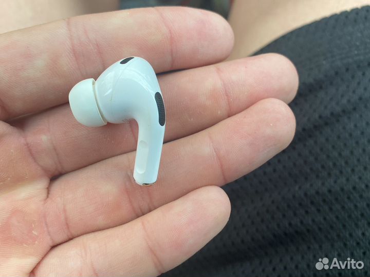 Левый наушник airpods pro 2