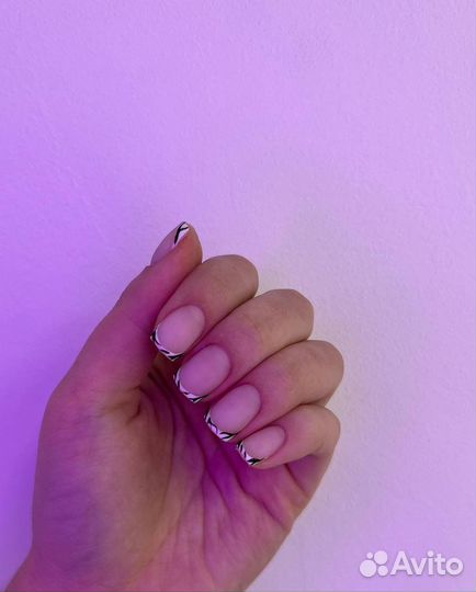 Маникюр от 700 педикюр от 900