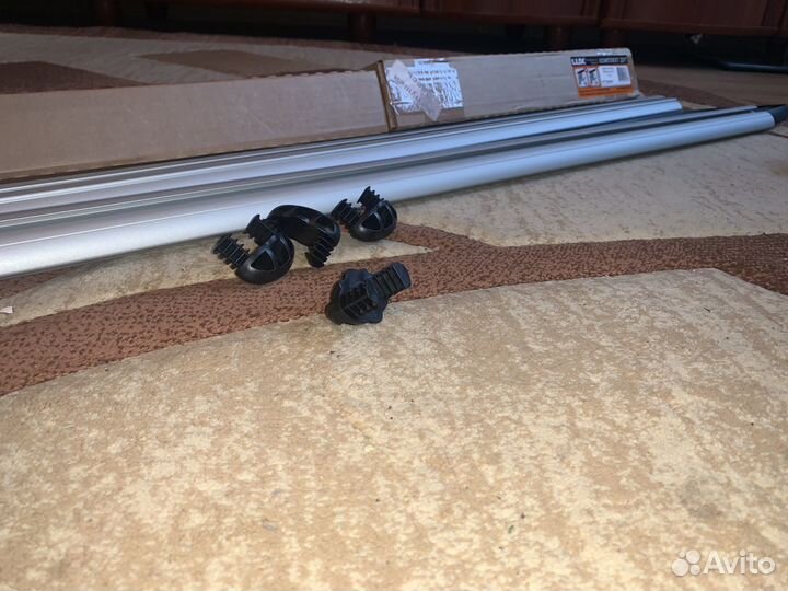 Автомобильный багажник на крышу