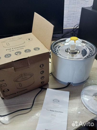 Фонтан поилка для кошек