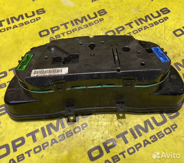 Щиток приборов Volkswagen Passat B5