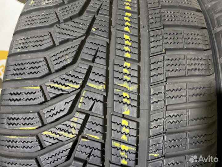 Hankook Winter I'Cept Evo2 W320 235/35 R19