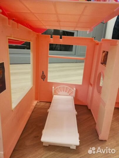 Кукольный домик для Барби (и не только)