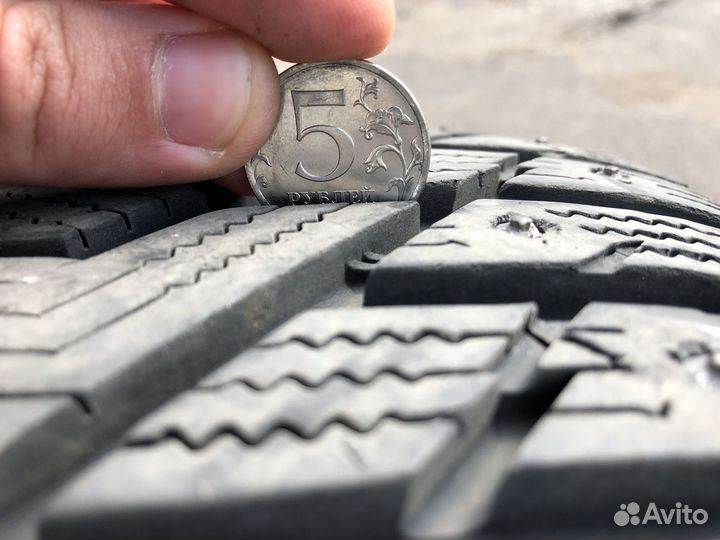 Hankook Winter I'Pike RS2 W429 235/55 R17