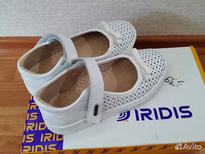 Туфли праздничные