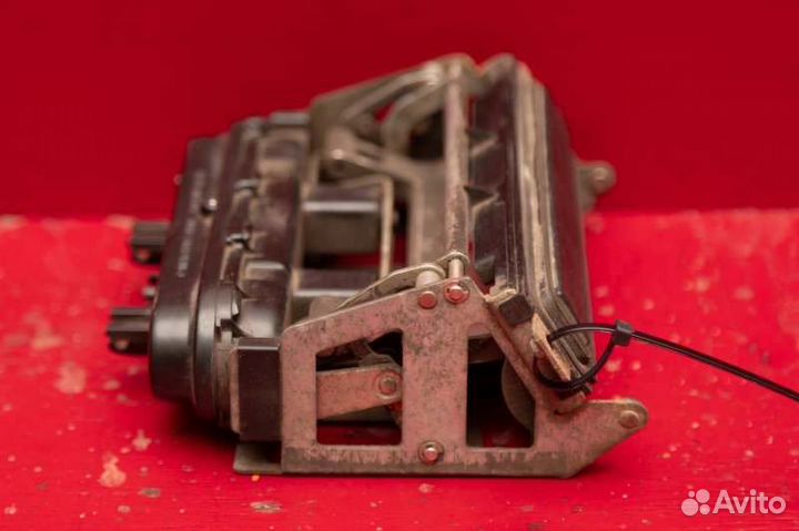 Ручка двери багажника Mercedes S500 W140 M119 1991