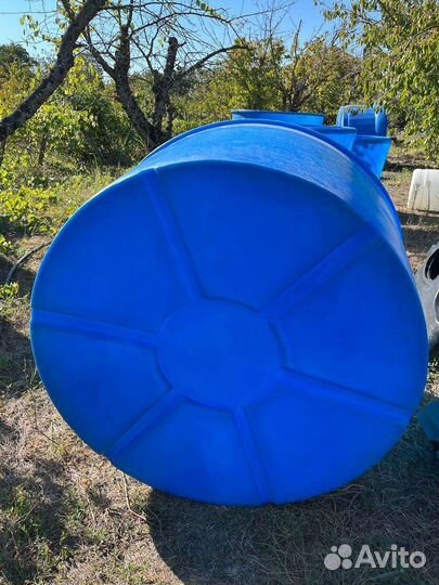 Бак емкость для воды 1000 литров