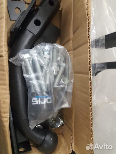 Фаркоп Hyndai Stareks/H1