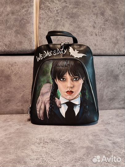 Рисую портреты, шаржи, роспись одежды и стен