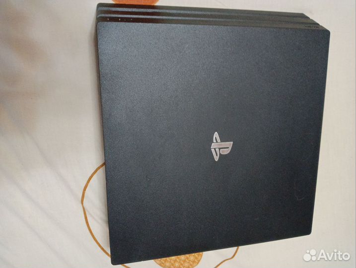 Sony PS4 pro 1tb