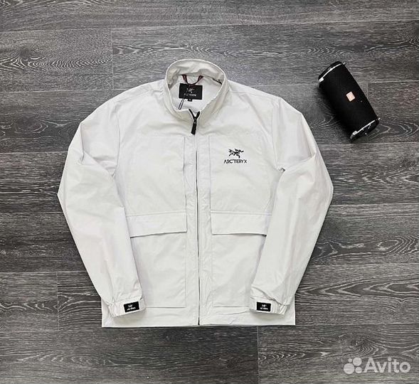 Лёгкая куртка Arcteryx