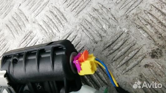 Шторка безопасности audi A6 C6 (5ST10S401)