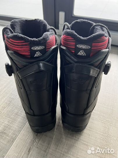 Сноубордические ботинки Darko K2, шлем Mango Quota