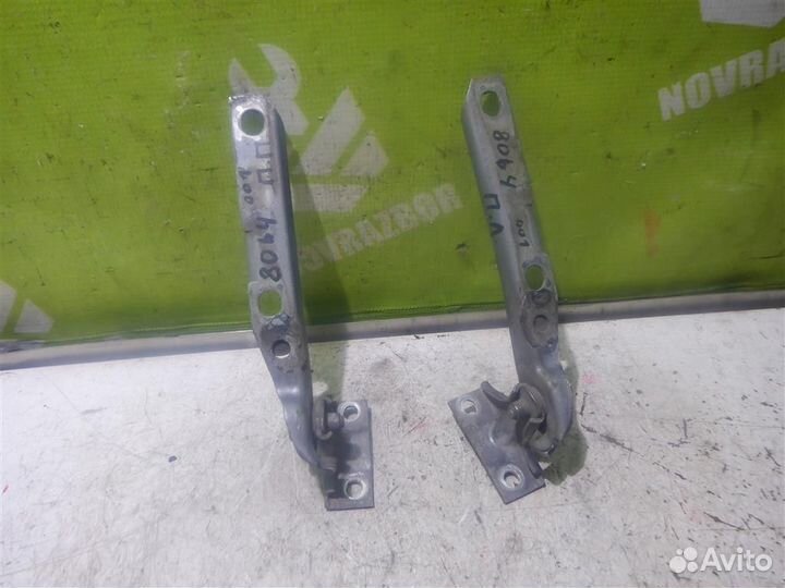 Петля капота Ауди 80 90 Б4