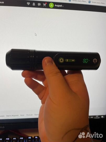 Беспроводная машинка для тату. Тату-машинка