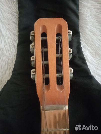 7 струнная гитара старая