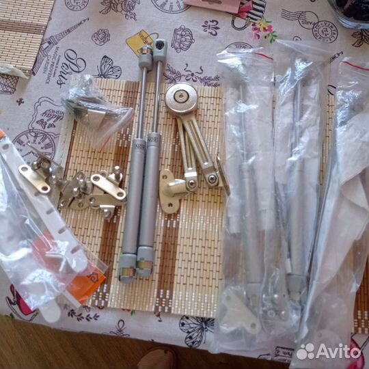 Газлифт мебельный