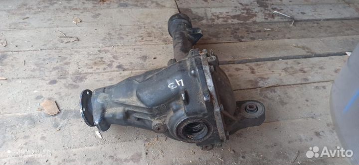 Редуктор Lexus LX470 передний