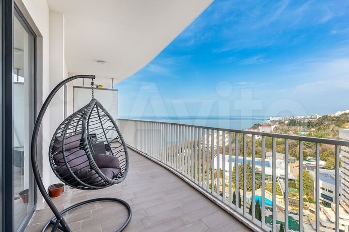 2-к. квартира, 110 м², 18/26 эт.