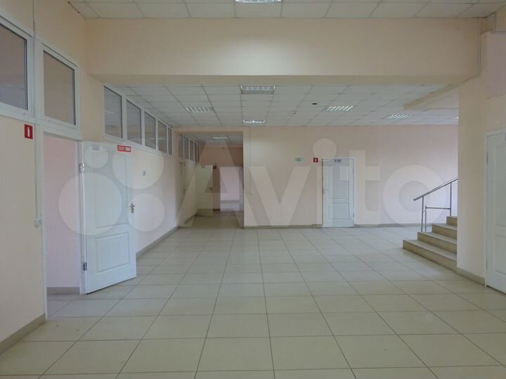 Свободного назначения, 944 м²