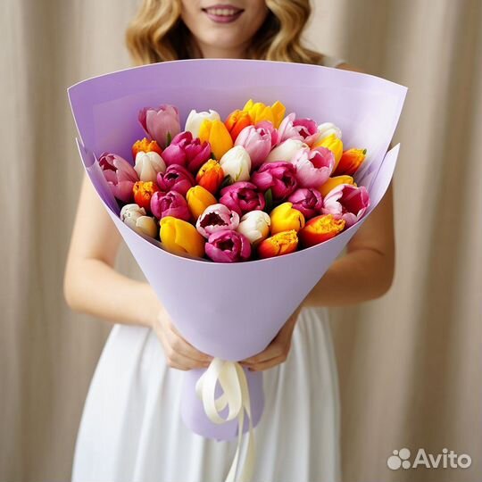 Цветы к 8 марта. Тюльпаны с доставкой в Томске