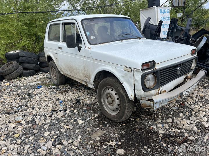 Niva 21213 в разборе