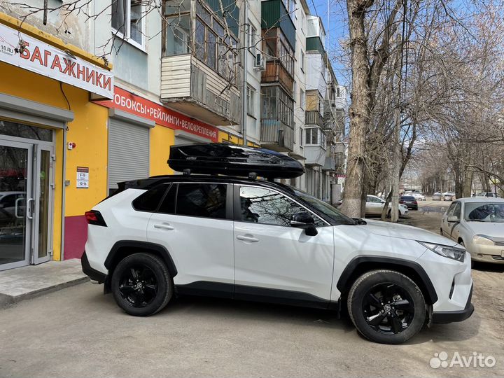 Автобокс на крышу Toyota RAV 4 (чёрный глянец)