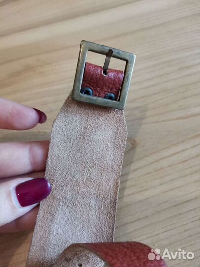 Кожаный браслет